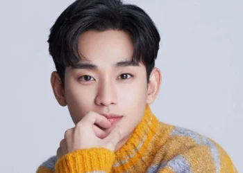 Kim Soo Hyun