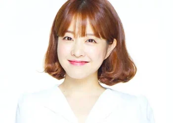 Park Bo Young