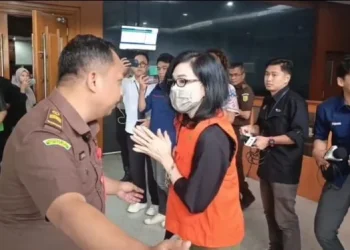 Ibunda Ronald Tannur Menangis di Sidang