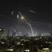 Iran Hantam Tel Aviv dengan Ratusan Rudal Hipersonik, Puluhan Luka-Luka