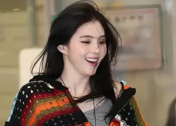 Han So Hee donasikan laptop