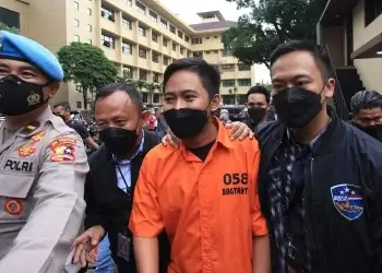 Doni Salmanan: Dari Influencer Mewah ke Tersangka Penipuan Binary Option
